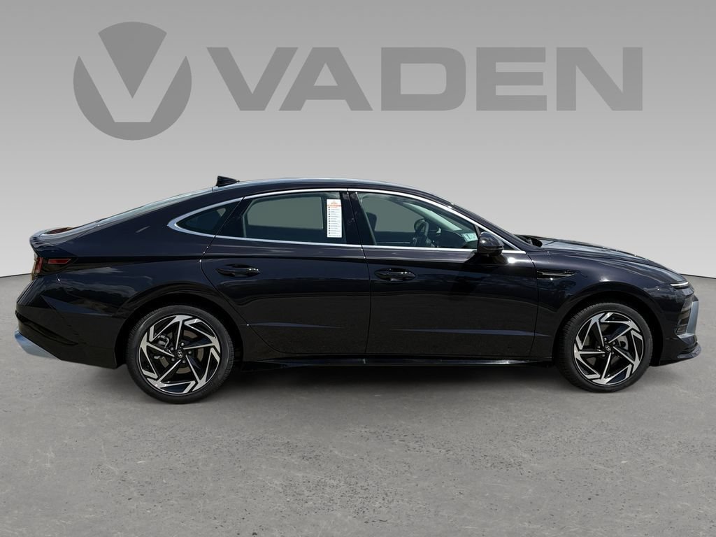 New 2026 Hyundai Sonata SEL FWD image 7