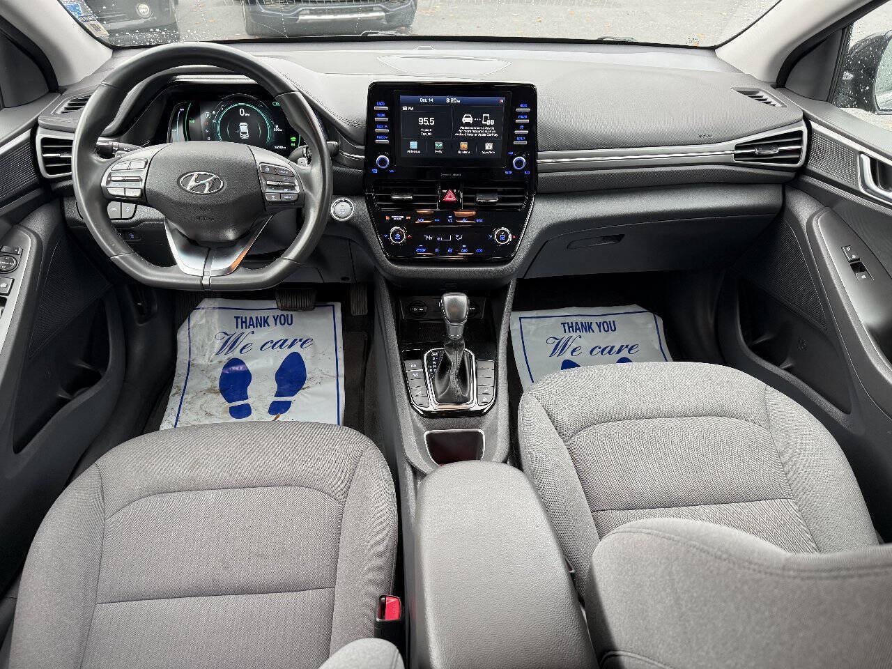 Used 2020 Hyundai Ioniq SEL FWD image 13