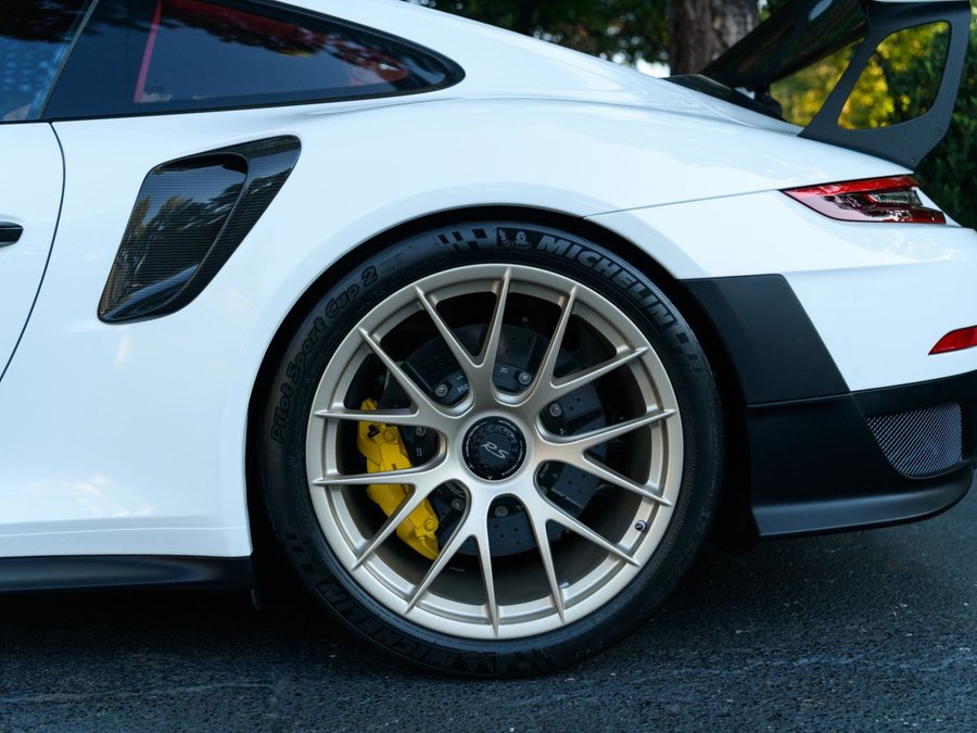 Used 2018 Porsche 911 GT2 RS RWD image 10