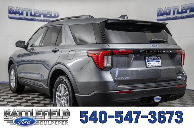 New 2026 Ford Explorer Active AWD/4WD image 4