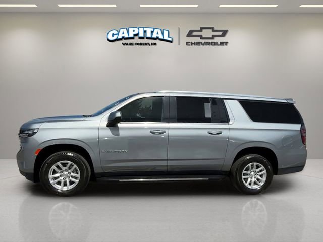 Used 2024 Chevrolet Suburban LT image 2