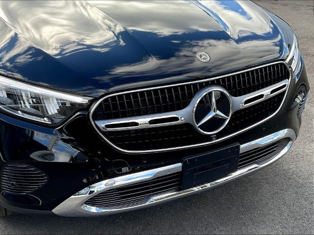 Used 2026 Mercedes-Benz GLC 300 4MATIC image 35