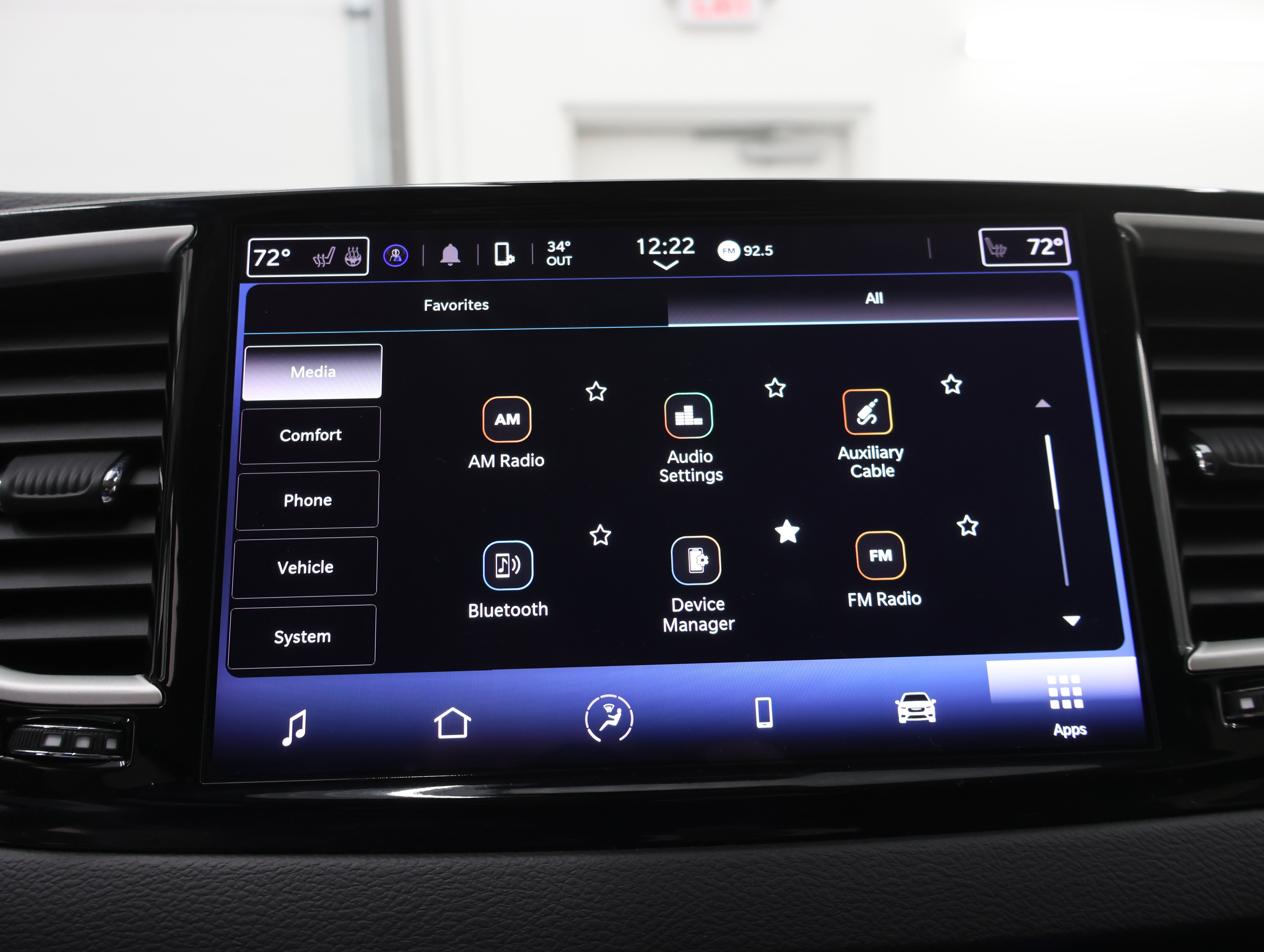 Used 2024 Chrysler Pacifica Touring-L FWD image 58