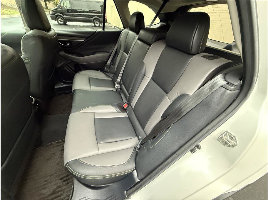 Used 2020 Subaru Outback Onyx Edition XT w/ Popular Package #2 AWD/4WD image 21