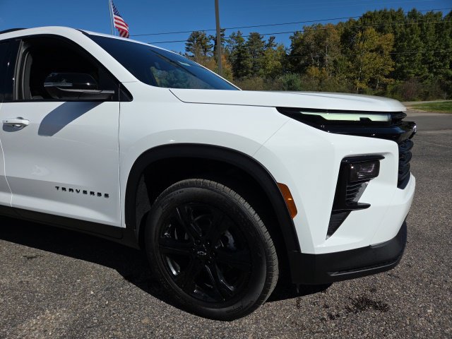 New 2027 Chevrolet Traverse LT w/ Midnight/Sport Edition AWD/4WD image 9