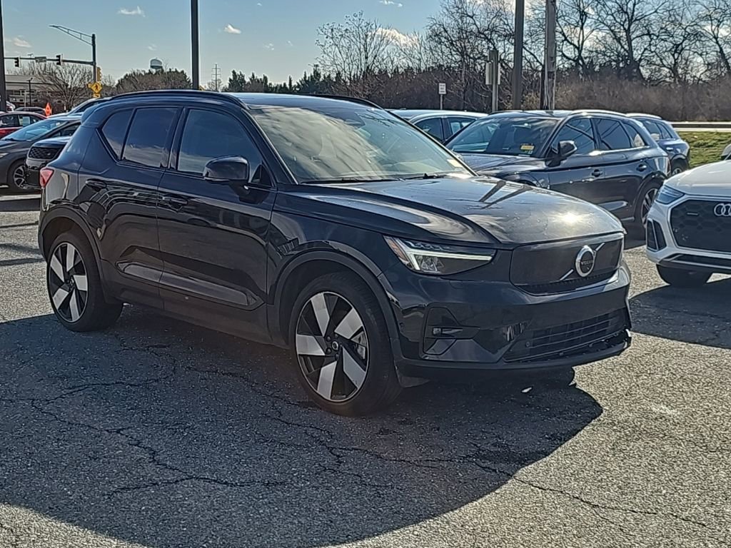 Used 2023 Volvo XC40 Recharge Plus