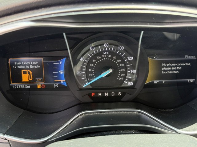 Used 2017 Ford Fusion SE w/ Fusion SE Technology Package image 19