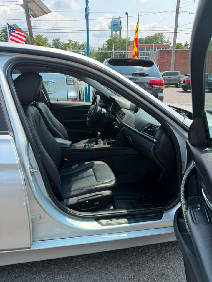 Used 2014 BMW 328d xDrive Sedan AWD/4WD image 27
