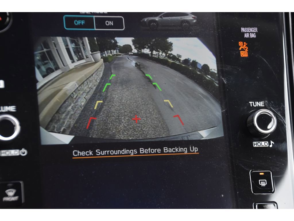 Certified 2025 Subaru Outback Premium w/ Popular Package #1A image 24