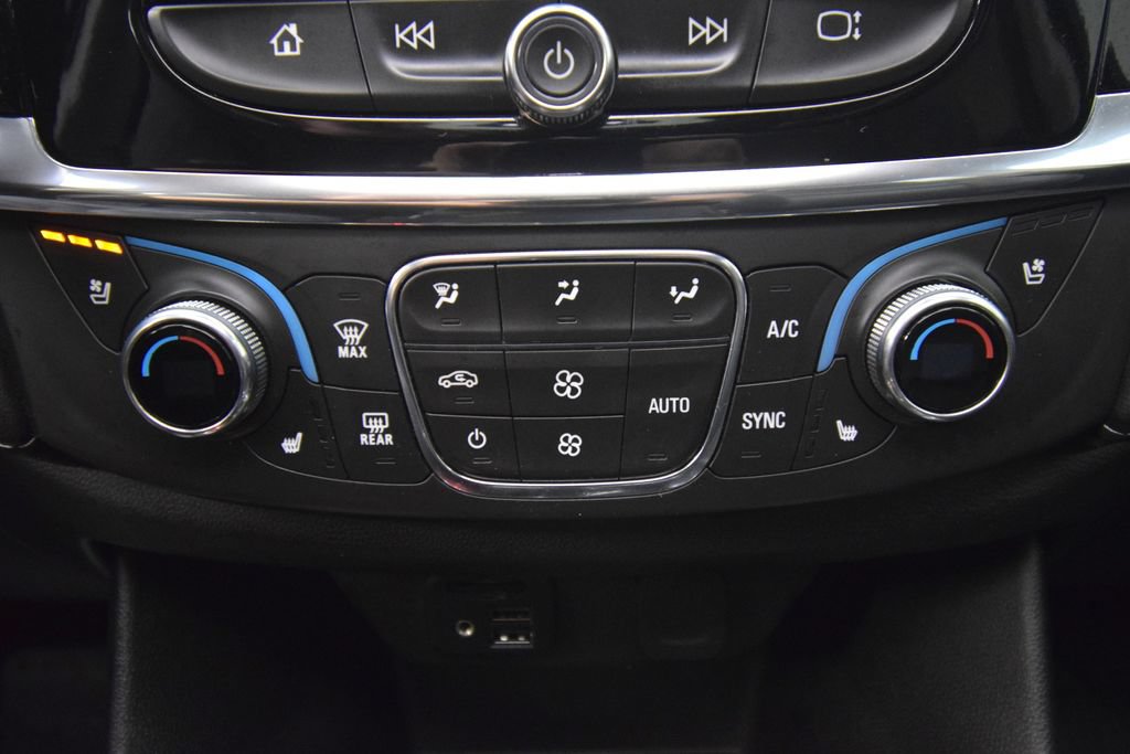 Used 2021 Chevrolet Traverse High Country w/ LPO, Floor Liner Package FWD image 36