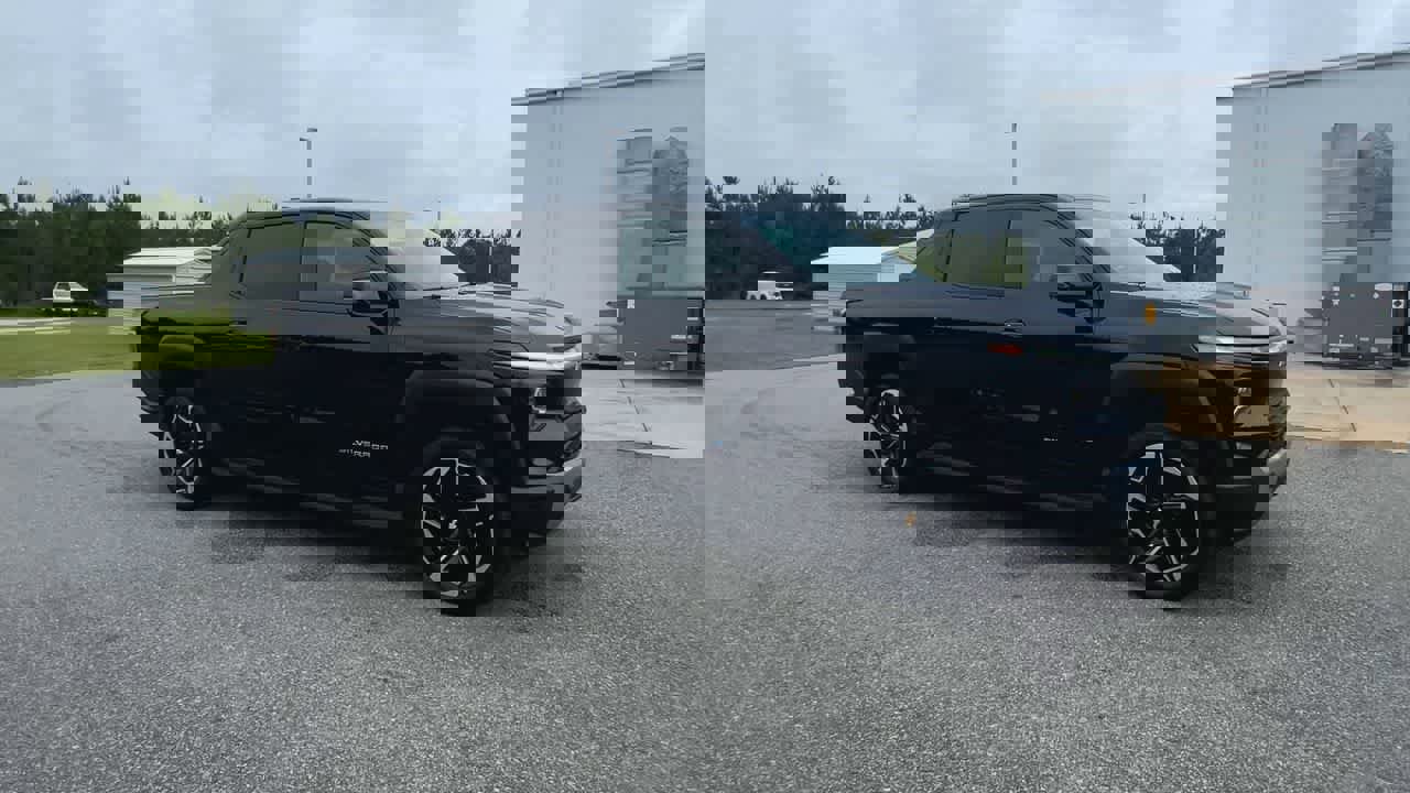 New 2026 Chevrolet Silverado EV LT video 2