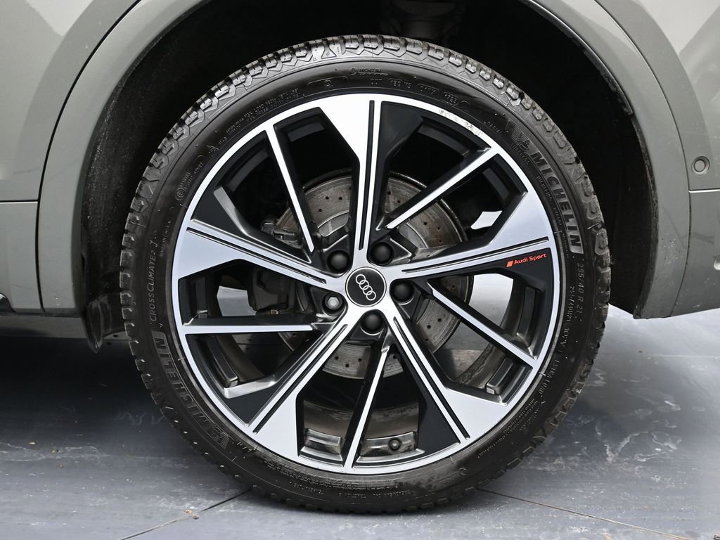 Used 2023 Audi SQ5 Prestige w/ Prestige Package image 13