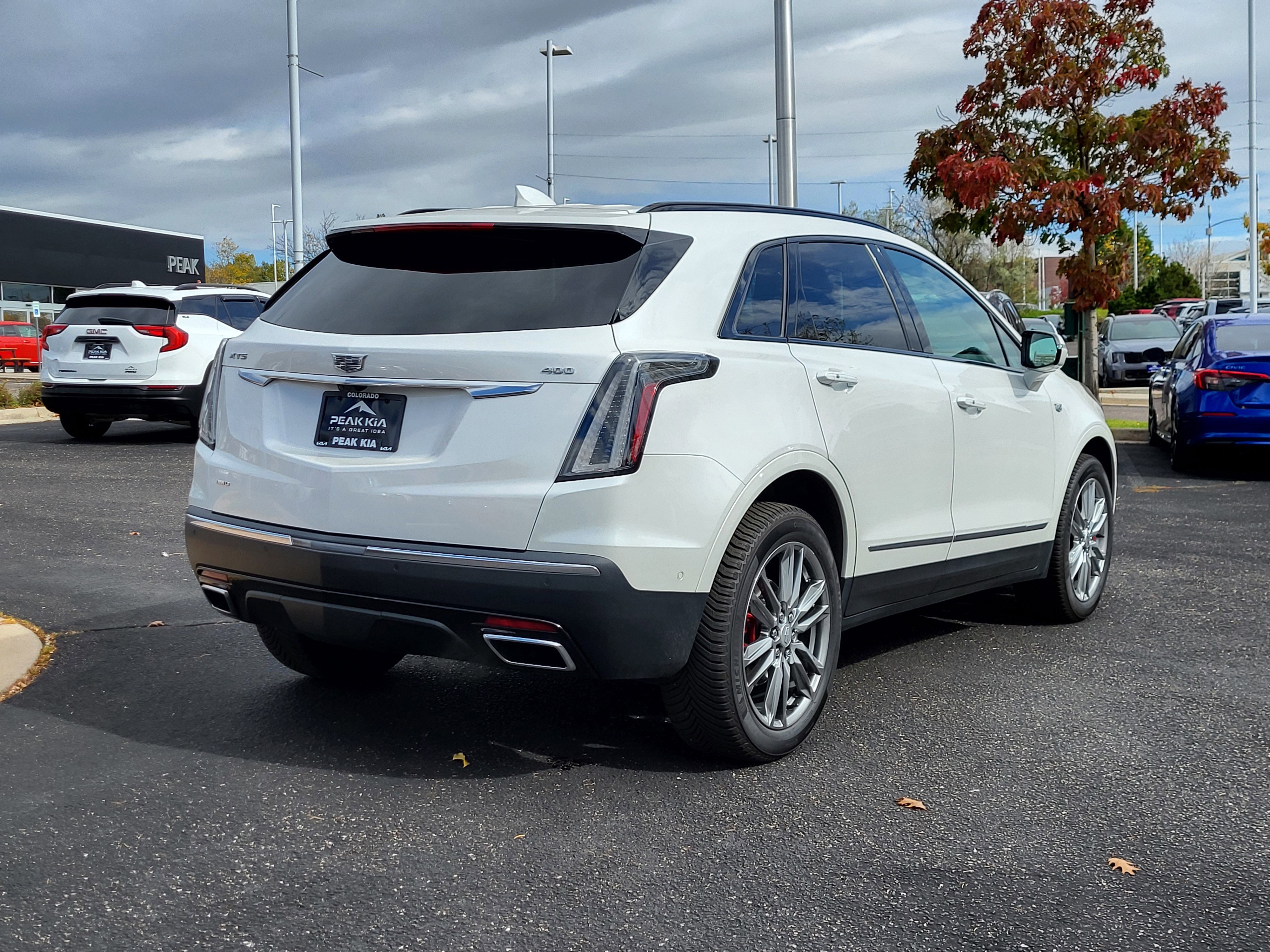 Used 2023 Cadillac XT5 Sportv w/ Technology Package image 4
