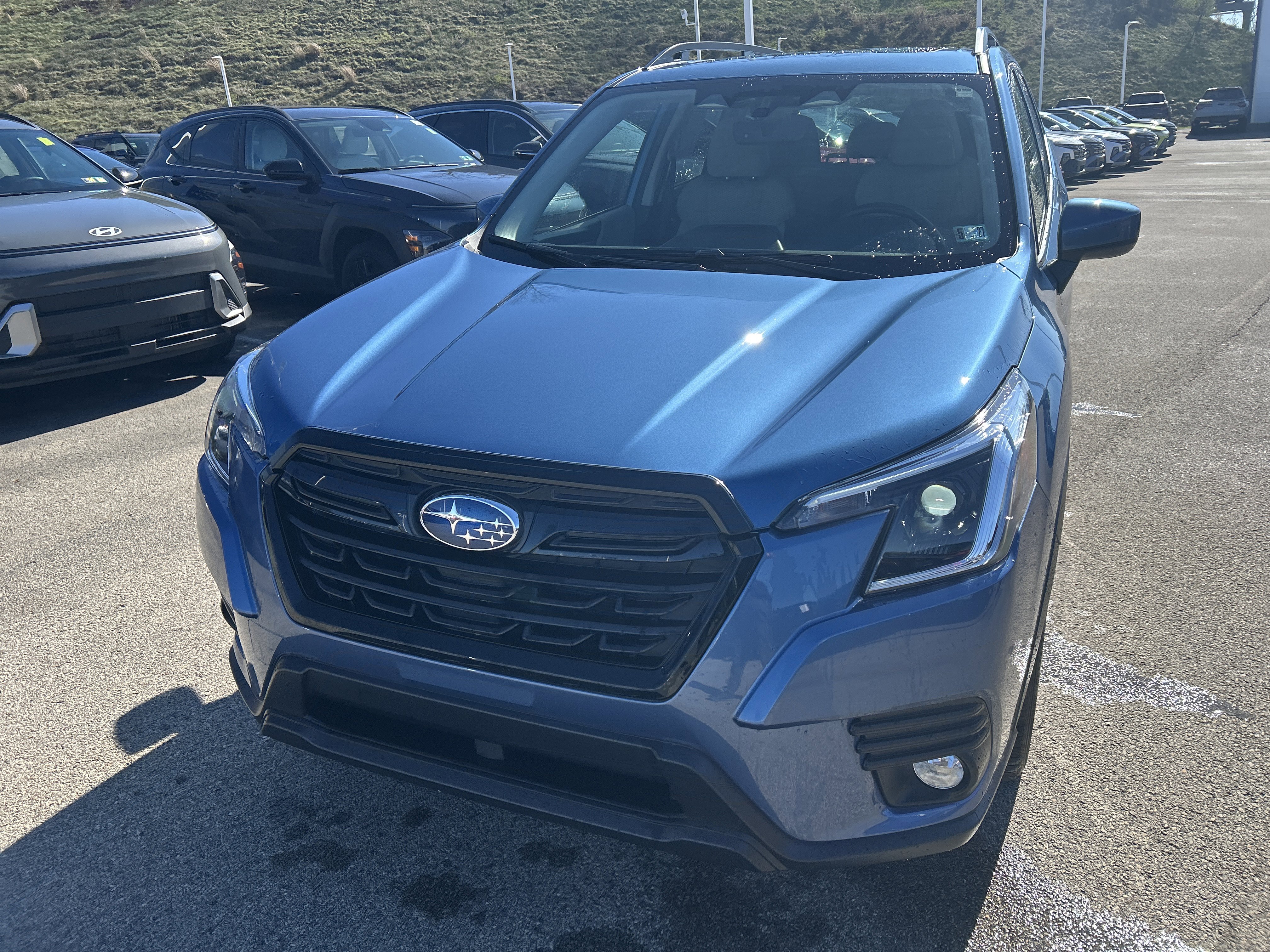Certified 2023 Subaru Forester Premium AWD/4WD image 25