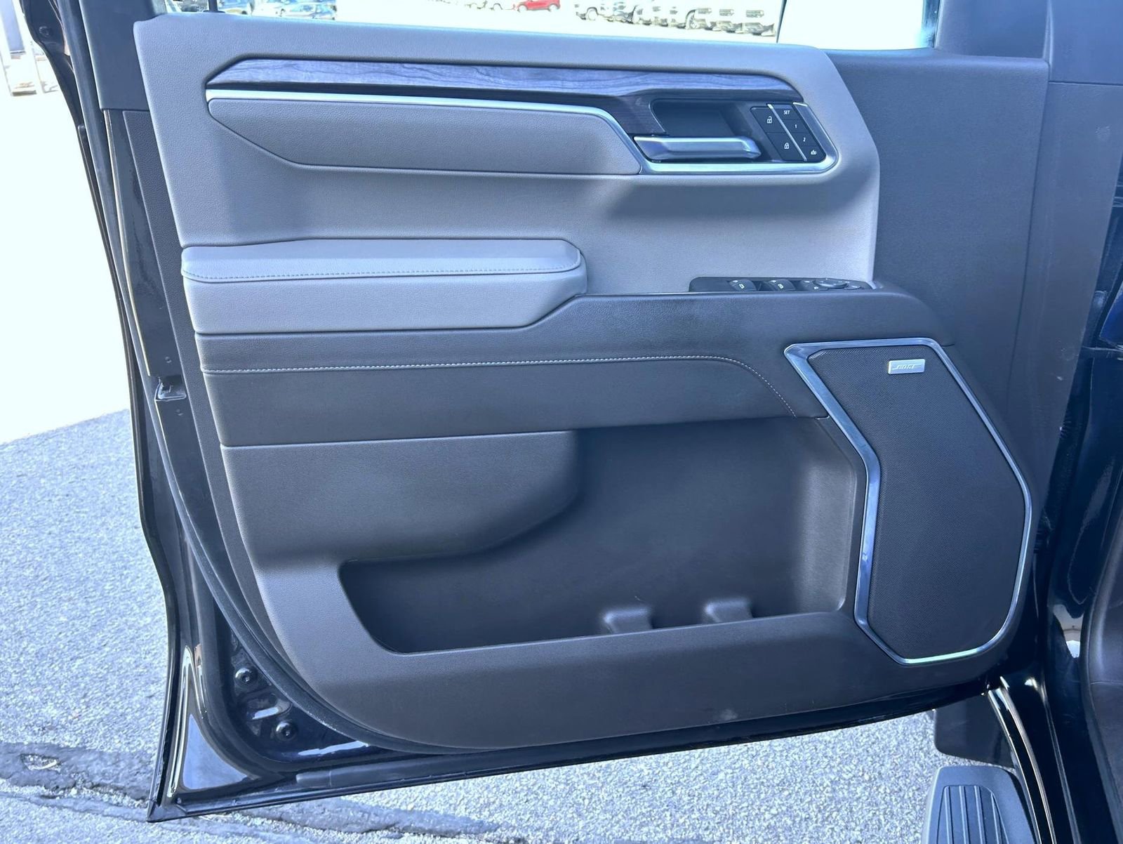 Certified 2023 Chevrolet Silverado 1500 LTZ w/ Z71 Off-Road Package image 9