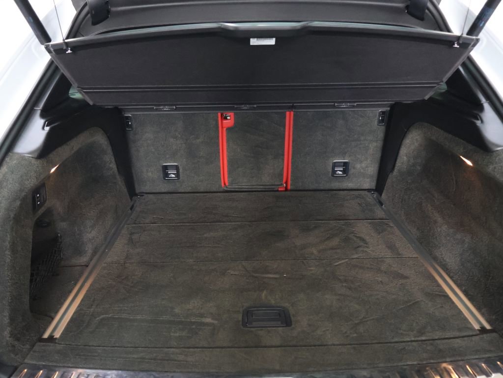 Used 2019 Bentley Bentayga image 15