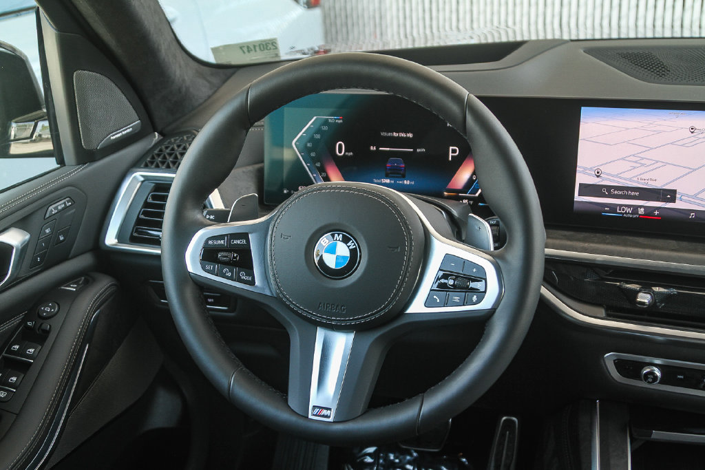 Used 2026 BMW X7 xDrive40i w/ M Sport Package AWD/4WD image 12