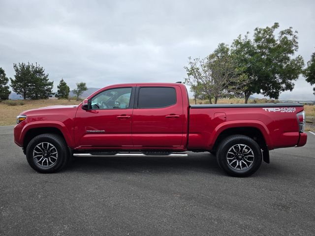 Used 2022 Toyota Tacoma TRD Sport w/ Technology Package AWD/4WD image 13