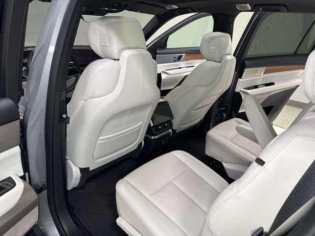 Used 2026 Cadillac Vistiq Sport w/ LPO, Floor Liner Package AWD/4WD image 25