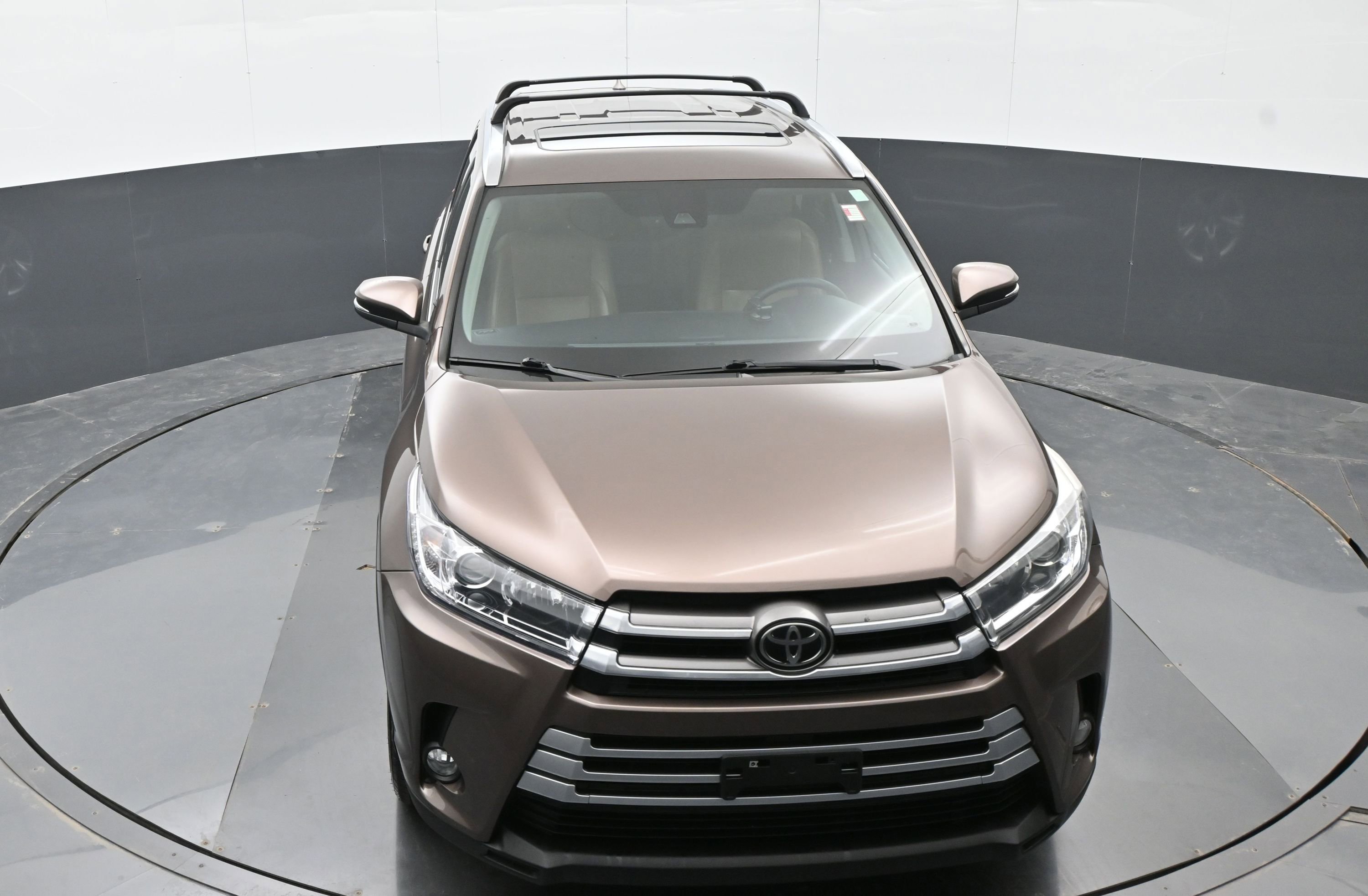 Used 2018 Toyota Highlander Limited w/ Protection Package #3 image 37