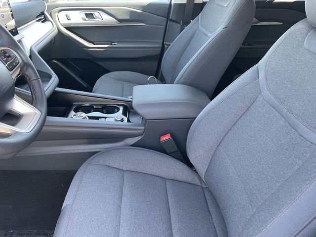 New 2026 Ford Explorer Active RWD image 20