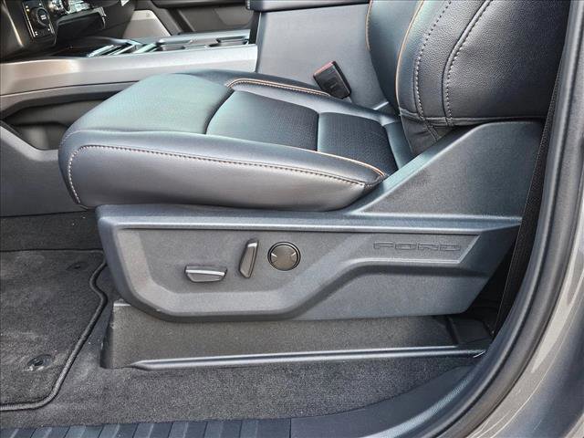 New 2026 Ford F250 Lariat w/ Chrome Package image 4