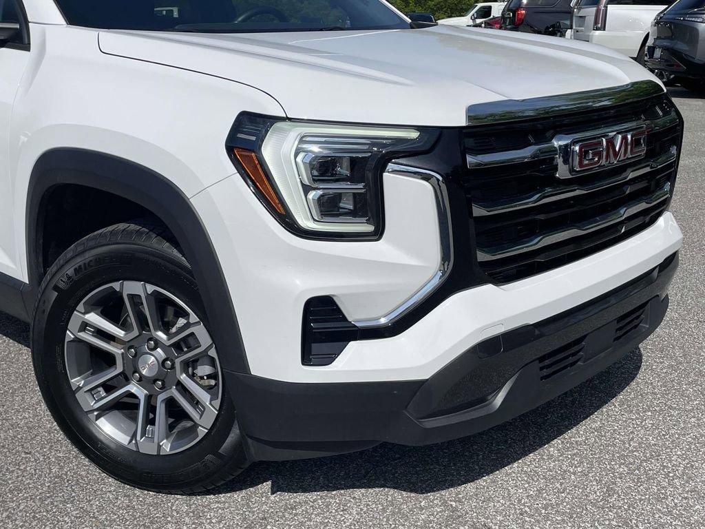 Used 2025 GMC Terrain Elevation AWD/4WD image 9