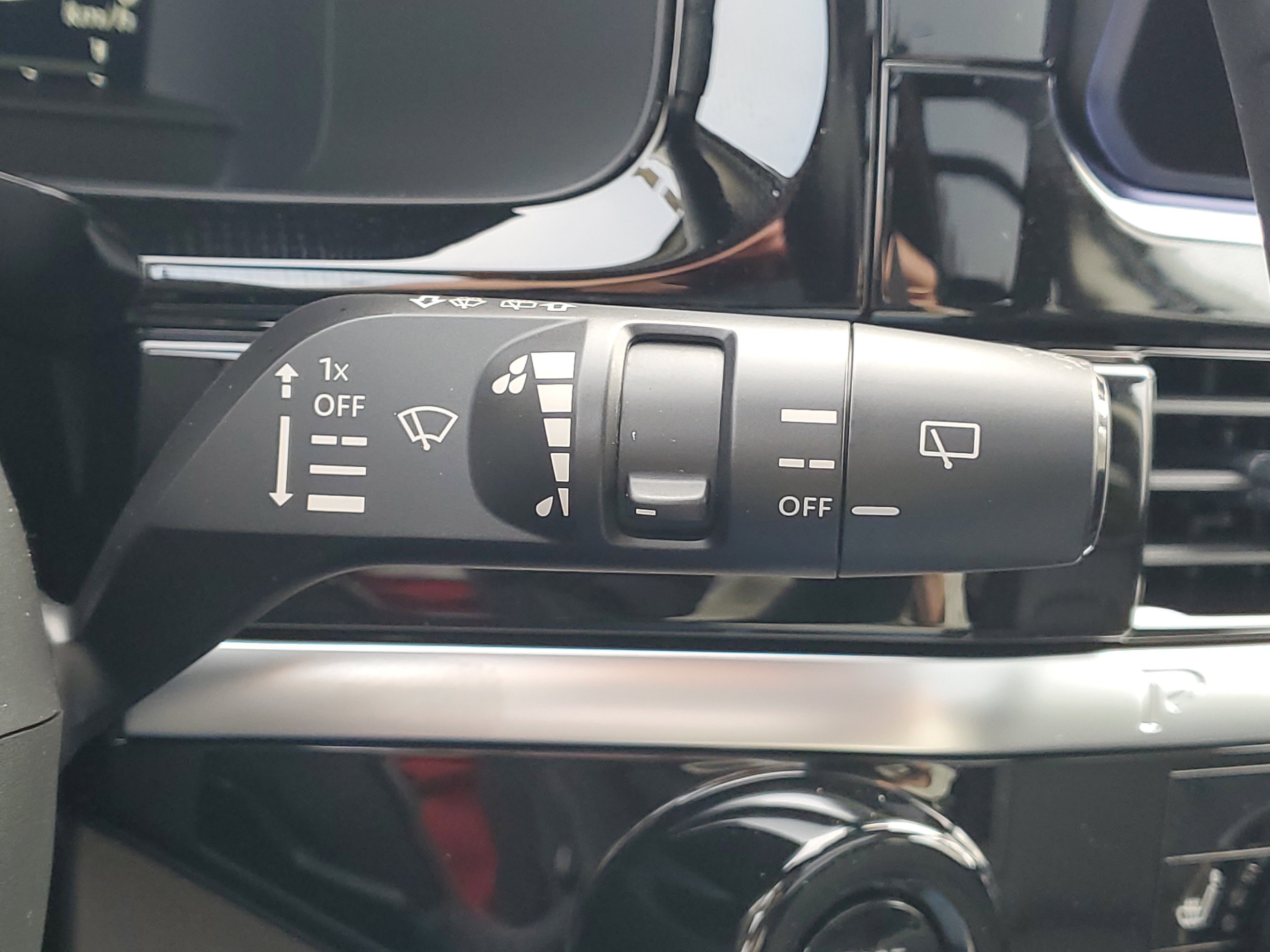 New 2026 Nissan Pathfinder SL w/ SL Premium Package image 14