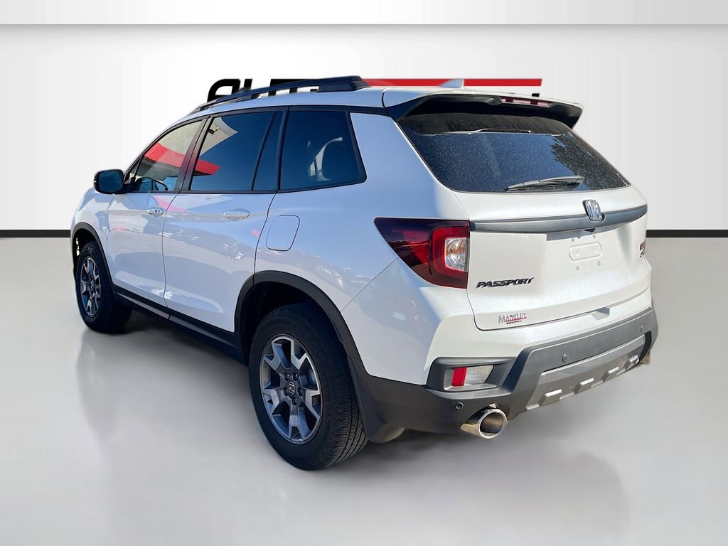 Used 2023 Honda Passport TrailSport image 5