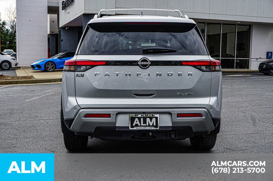 Used 2025 Nissan Pathfinder SL w/ SL Premium Package image 11