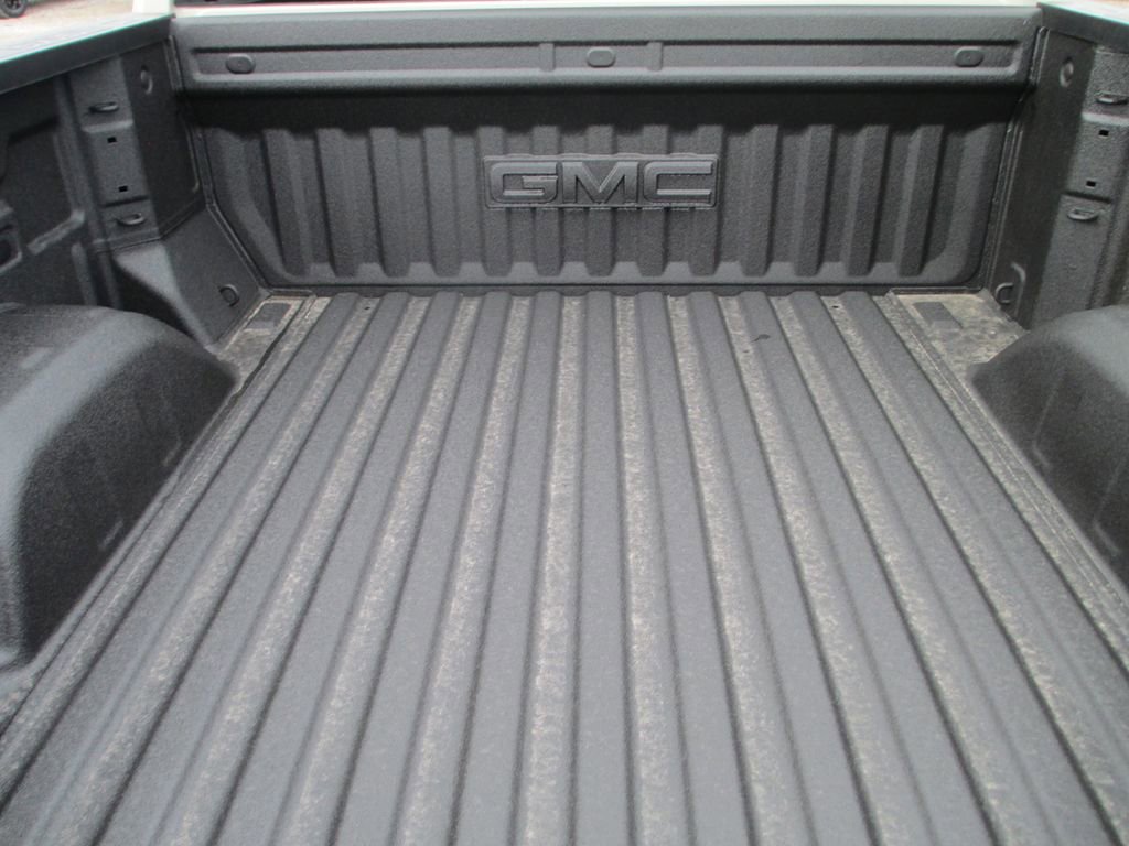 New 2026 GMC Sierra 1500 Denali AWD/4WD image 6