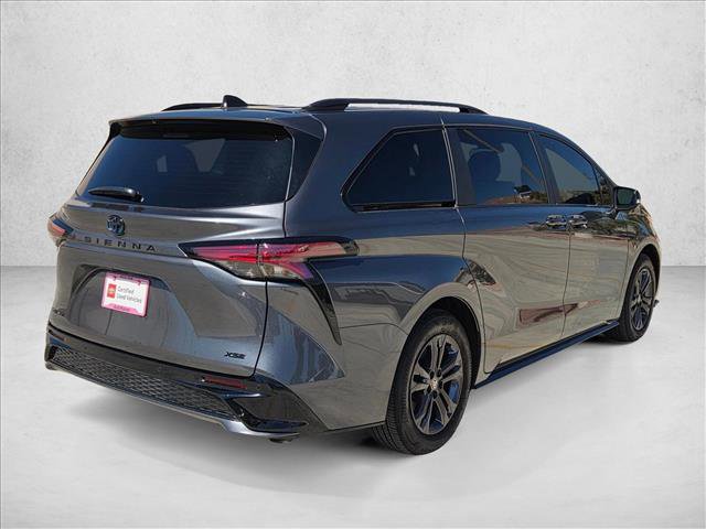 Certified 2025 Toyota Sienna XSE w/ XSE Premium Package image 5