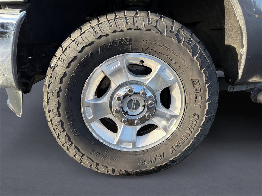 Used 2015 Ford F250 XLT w/ XLT Interior Package image 9