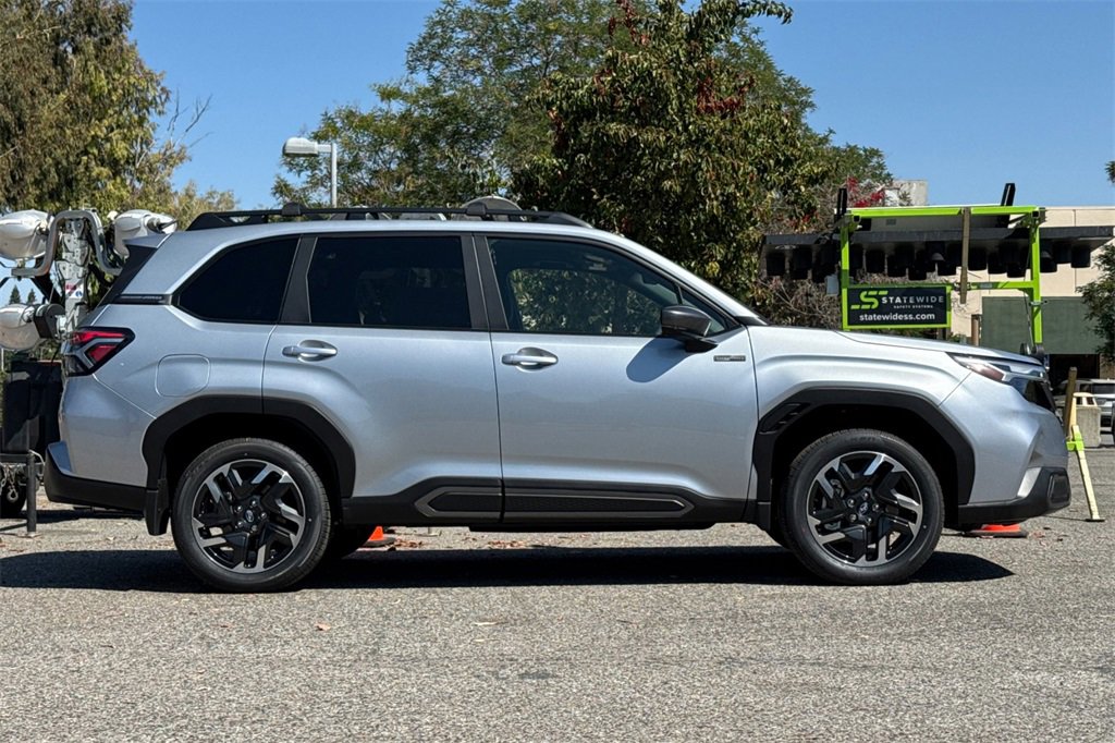 New 2025 Subaru Forester Limited image 4