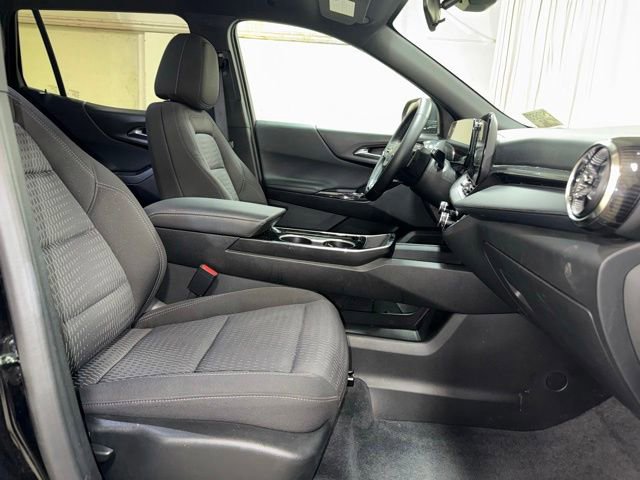 Used 2025 Chevrolet Equinox LT AWD/4WD image 21