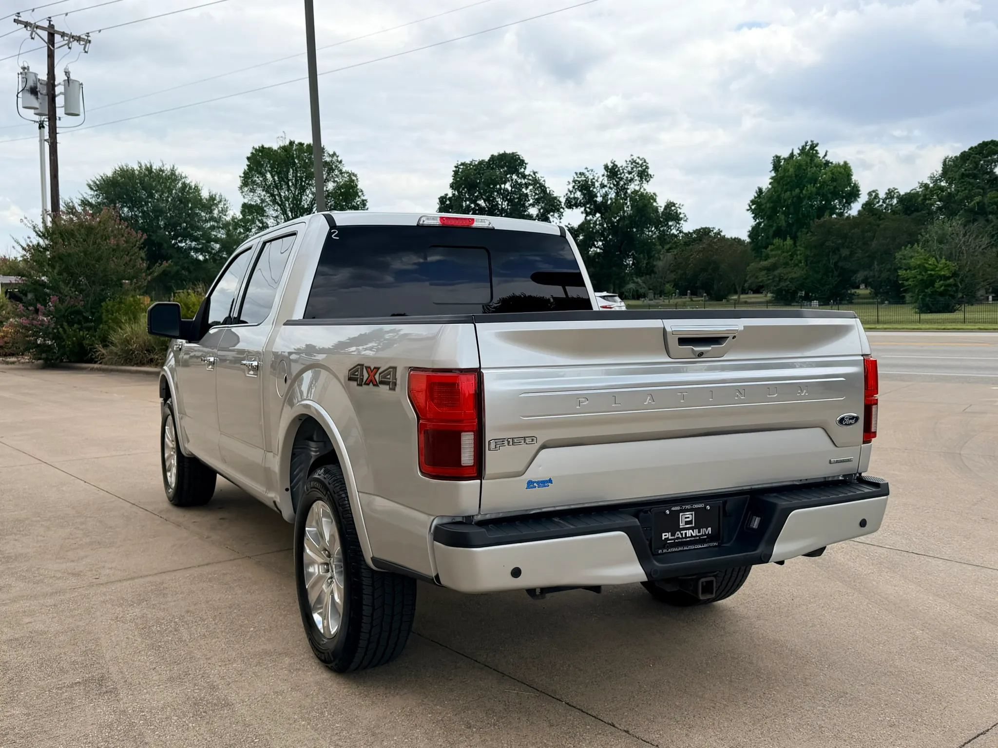 Used 2019 Ford F150 Platinum AWD/4WD image 3