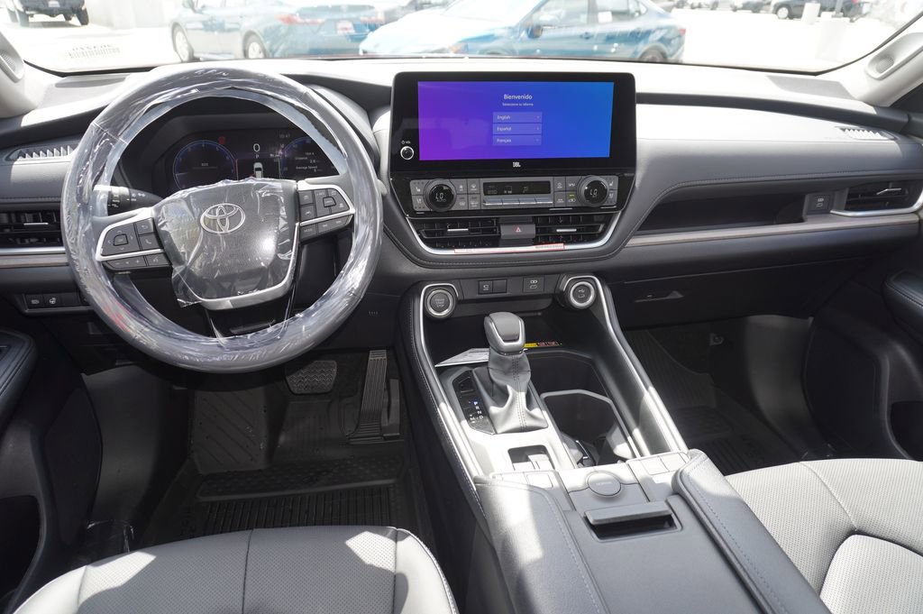 New 2026 Toyota Grand Highlander Limited FWD image 12