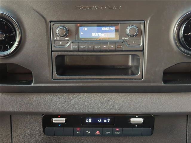 Used 2020 Mercedes-Benz Sprinter 2500 image 13