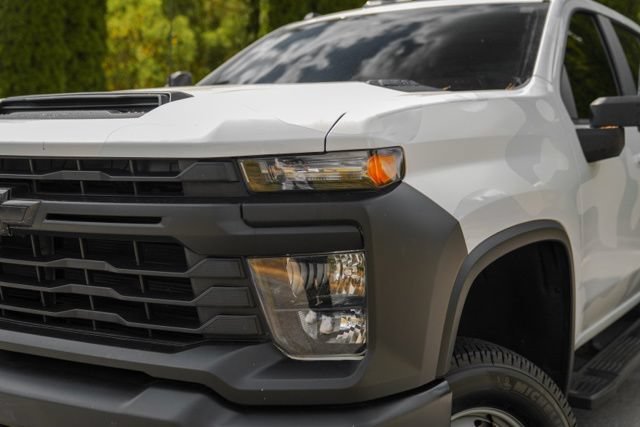Used 2024 Chevrolet Silverado 3500 LT w/ Convenience Package AWD/4WD image 4