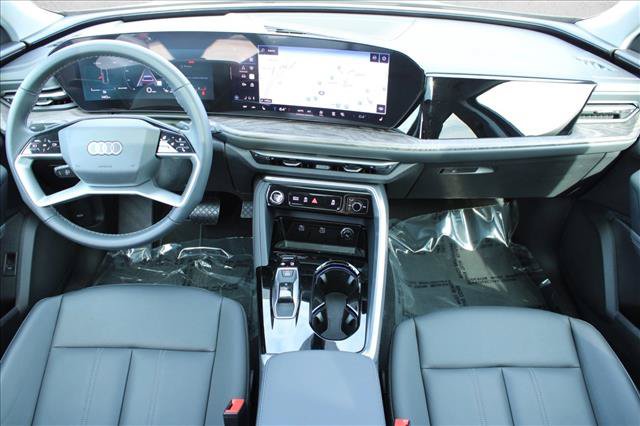 Certified 2025 Audi Q5 Premium w/ Convenience Package AWD/4WD image 19