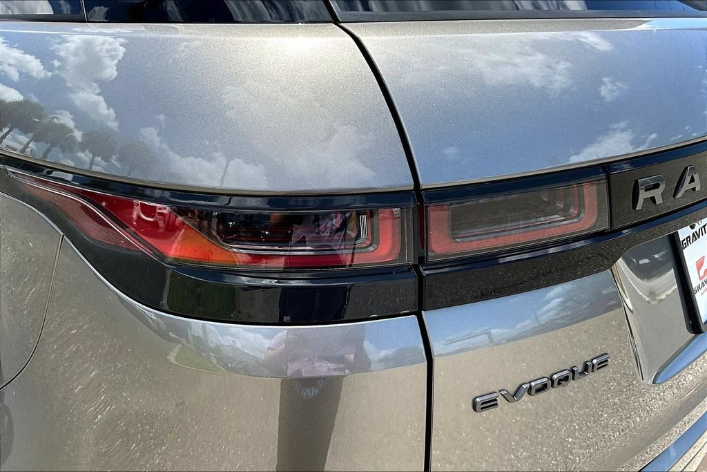 Used 2021 Land Rover Range Rover Evoque R-Dynamic S AWD/4WD image 23