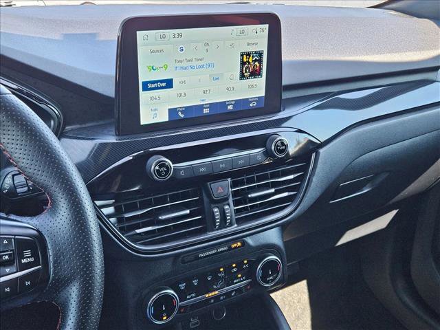 Used 2025 Ford Escape ST-Line Select AWD/4WD image 14