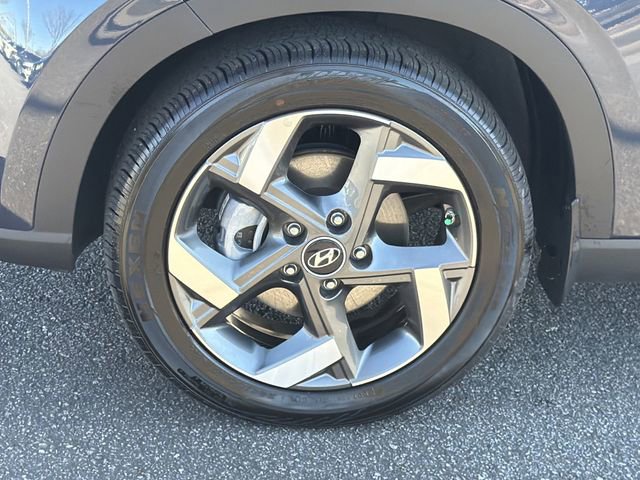 Certified 2025 Hyundai Venue Limited image 11