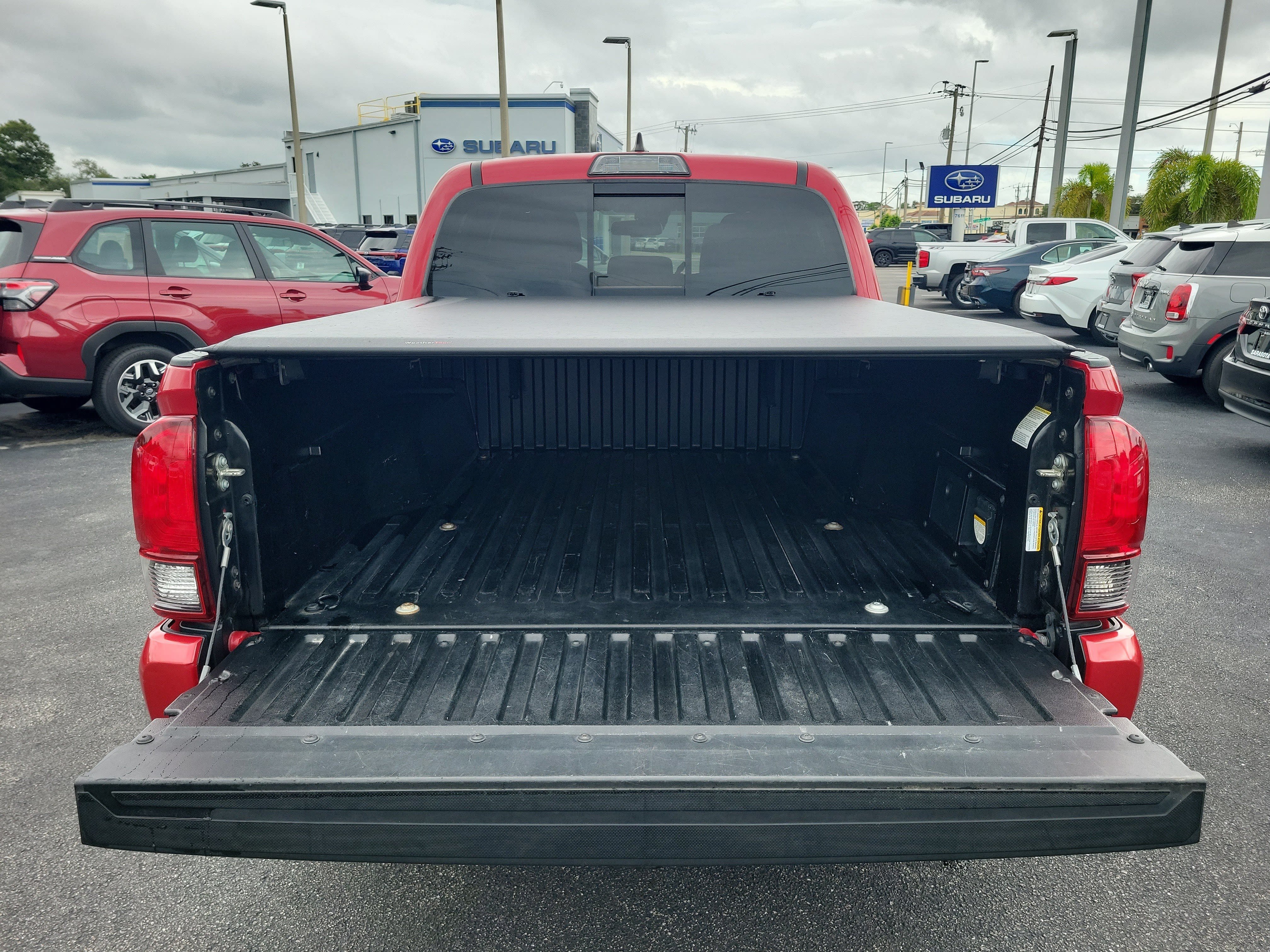 Used 2019 Toyota Tacoma TRD Sport AWD/4WD image 10