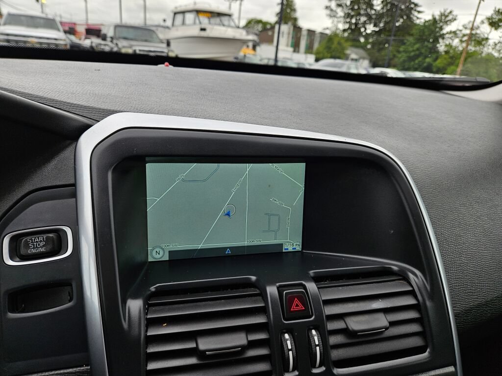 Used 2015 Volvo XC60 T5 AWD/4WD image 30