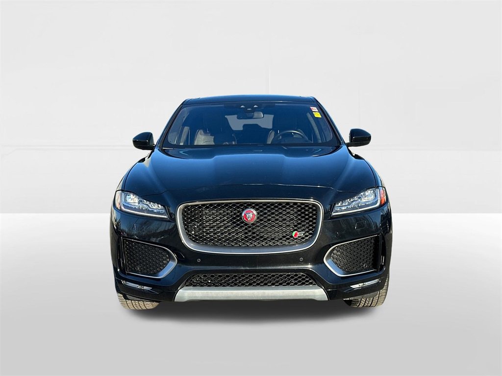 Used 2018 Jaguar F-PACE S image 6