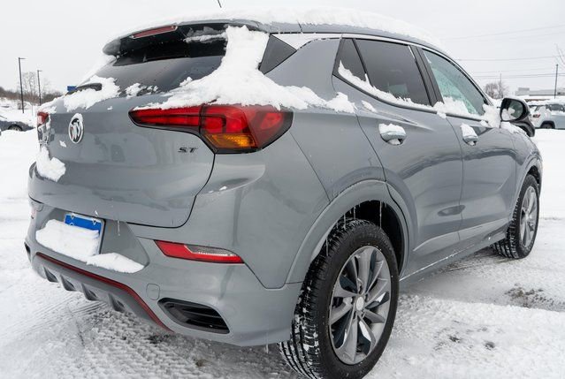 Used 2023 Buick Encore GX Select w/ Sport Touring Package image 6