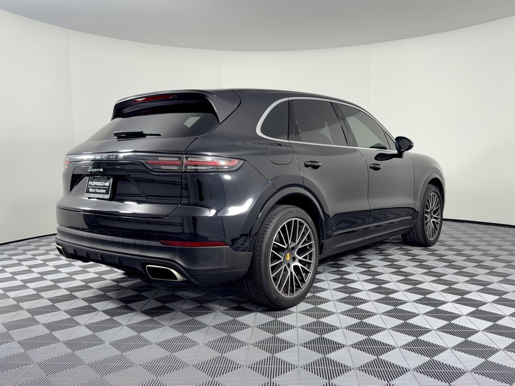Certified 2022 Porsche Cayenne AWD/4WD image 9