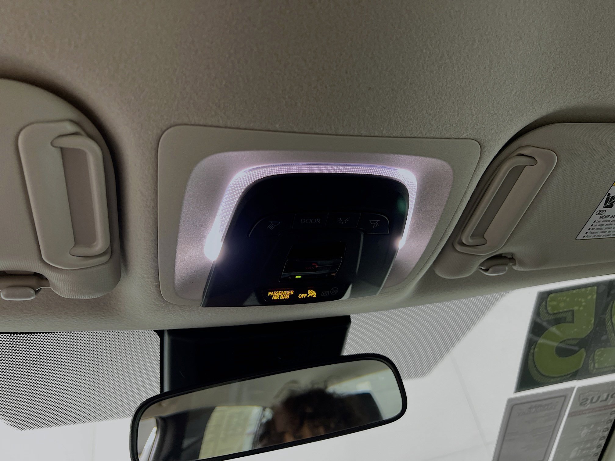 Used 2025 Toyota Corolla LE image 21