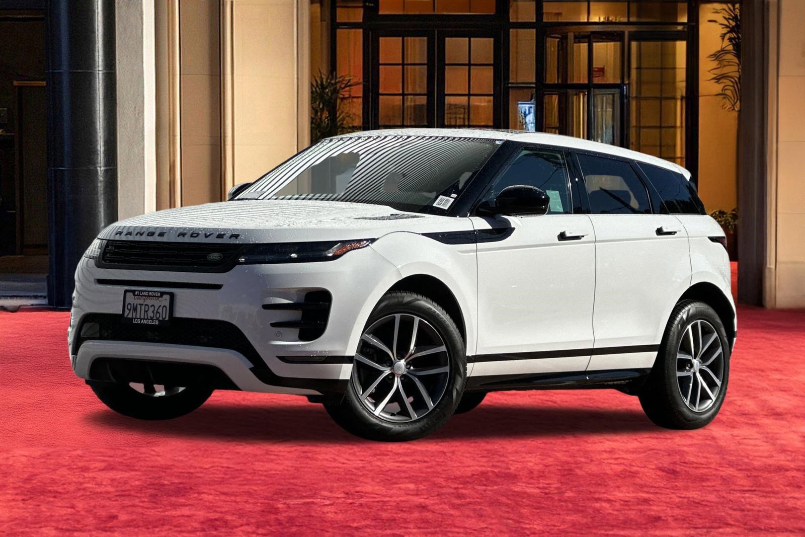Certified 2024 Land Rover Range Rover Evoque Dynamic SE image 2